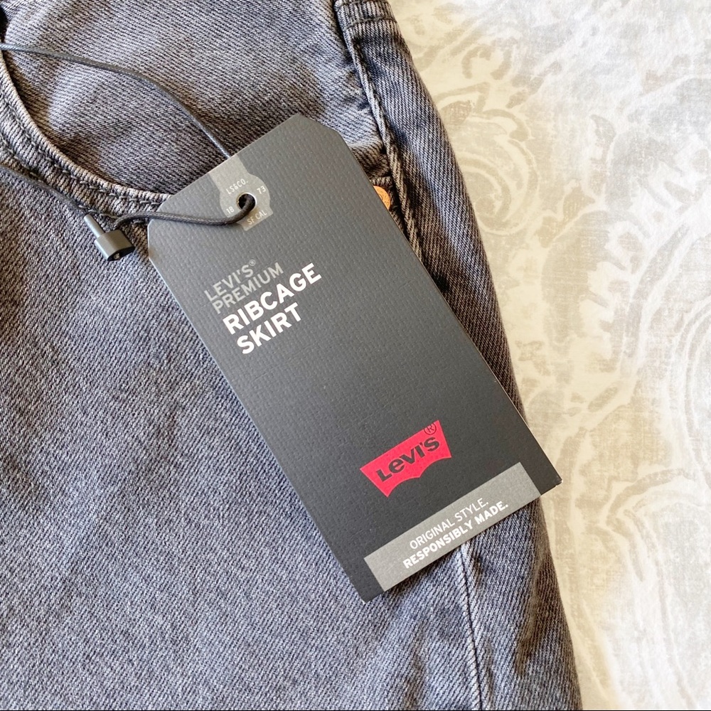 LEVI’S Ribcage Denim Mini Skirt Black 28 NEW NWT - Picture 4 of 11